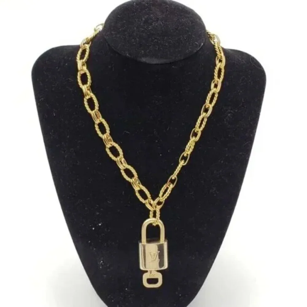 100% Auth Louis Vuitton Lock & Key with Gold Plated Gold Chain Necklace